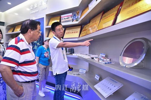 行走中國(guó) 2024海外華文媒體高層川渝行 滿產(chǎn)運(yùn)行 內(nèi)江造 電子信息產(chǎn)品釋放 新 動(dòng)力